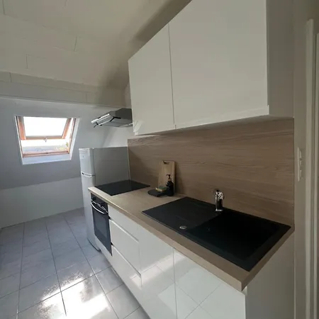 Le Paisible Wifi Parking 4 Personnes Proche Center Parc Acces Direct N4 Apartment