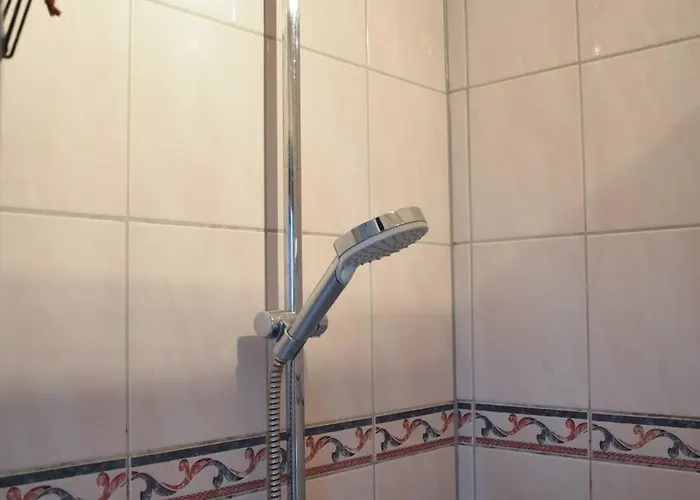 Le Paisible Wifi Parking 4 Personnes Proche Center Parc Acces Direct N4 Apartmán Brouviller